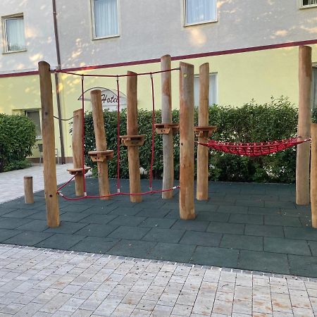 Gasthof Roderich Hotel Langenzersdorf 외부 사진
